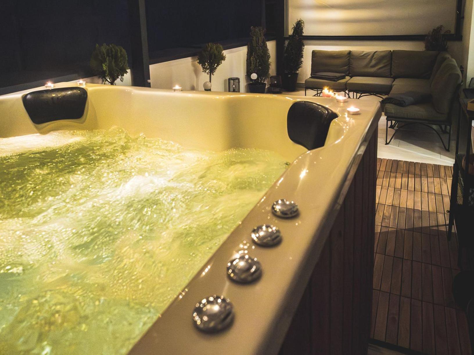 Apartamento Gavas Jacuzzi Relax Zen Cluj-Napoca Exterior foto